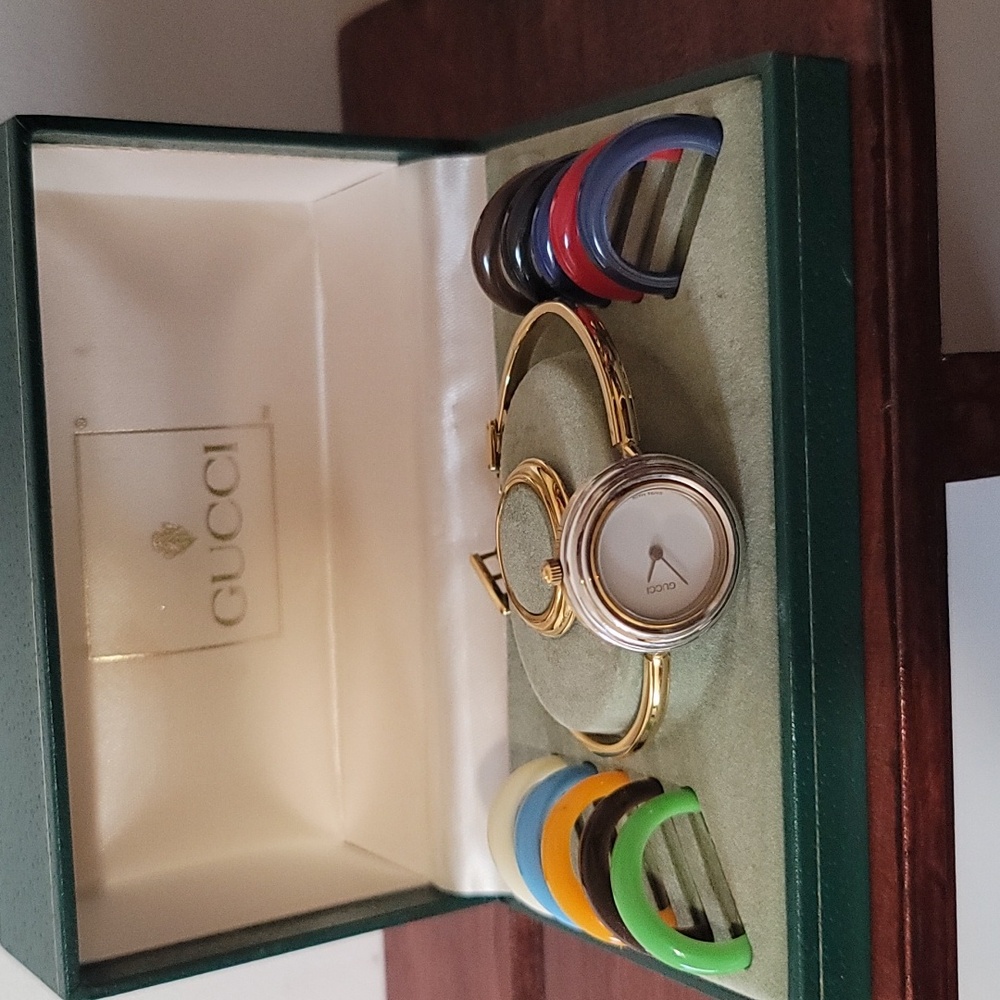 Vintage Gucci bangle style watch